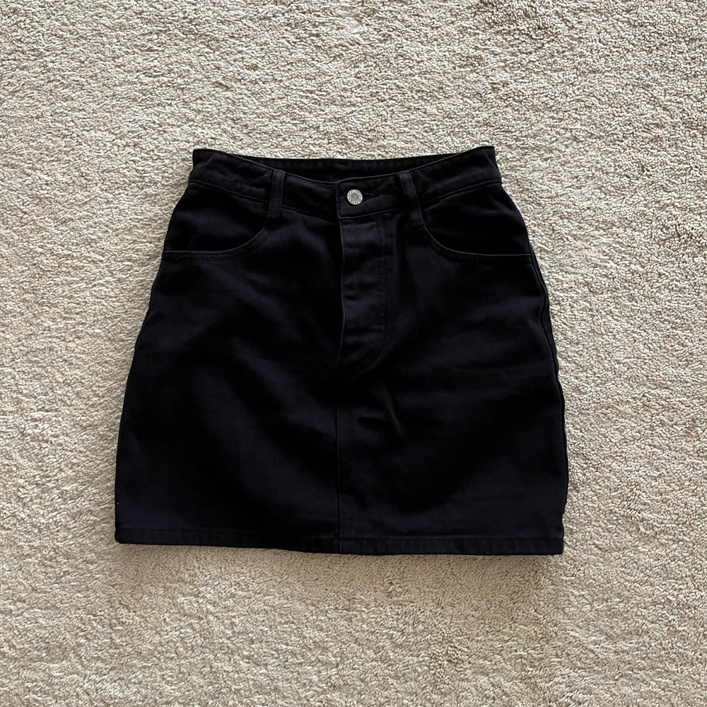 Brandy Melville John Galt black denim skirt